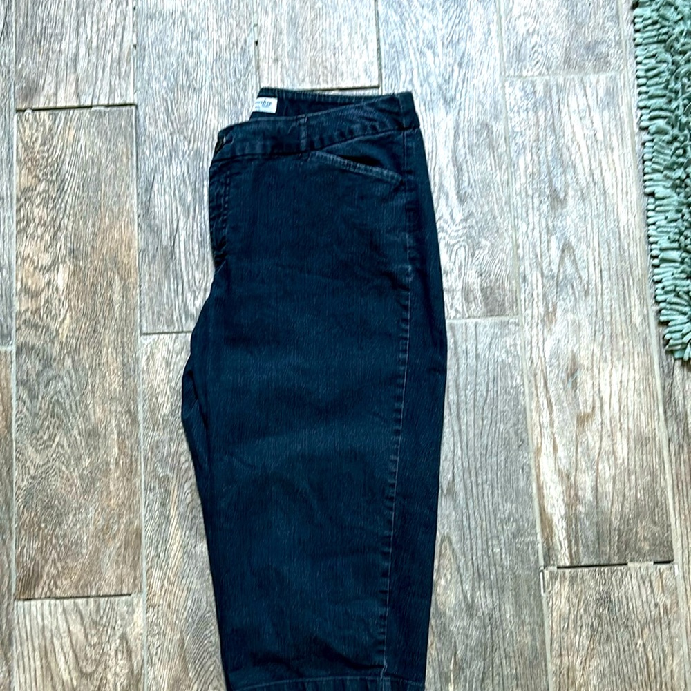 Capri Jeans by St Johns Bay. Medium wash, size 16 W